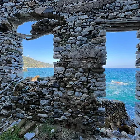 Traditional Casa vacanze Sklithro (Melivoia)