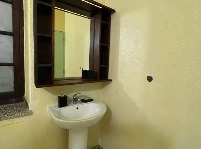 Traditional Sklithro (Melivoia)