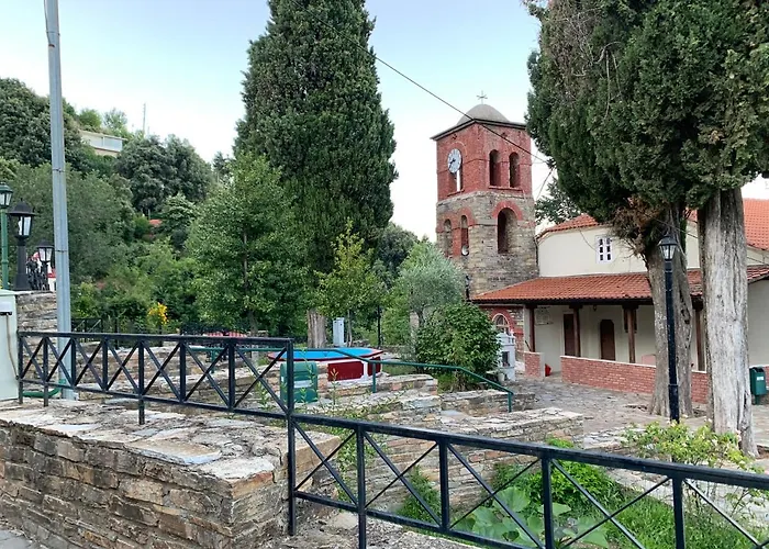 Traditional Vakantiehuis Sklithro (Melivoia)