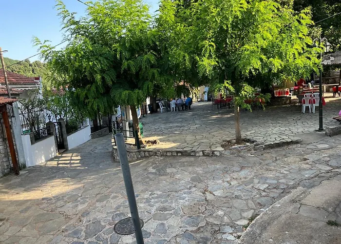 Traditional Vakantiehuis Sklithro (Melivoia)