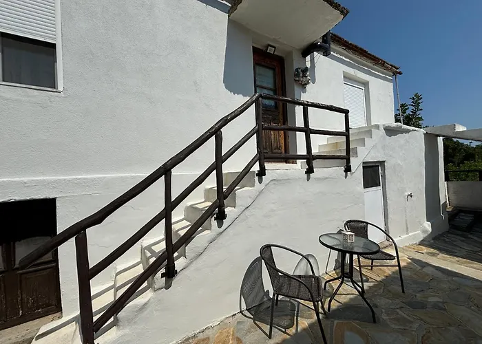 Vakantiehuis Traditional Sklithro (Melivoia)